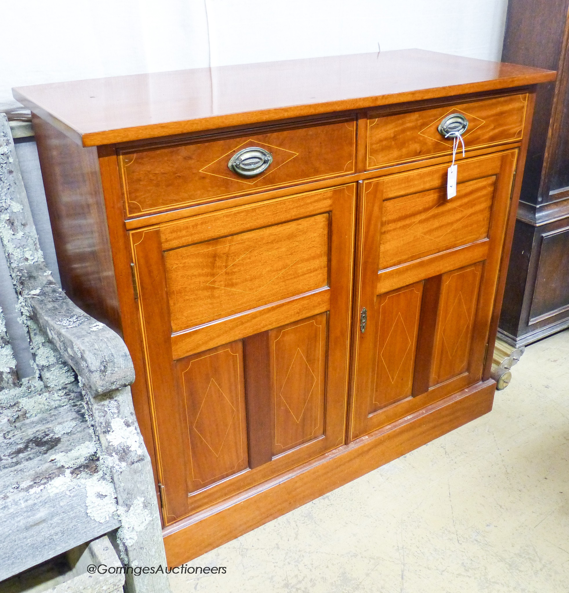 An Edwardian mahogany side cabinet, width 110cm, depth 47cm, height 98cm